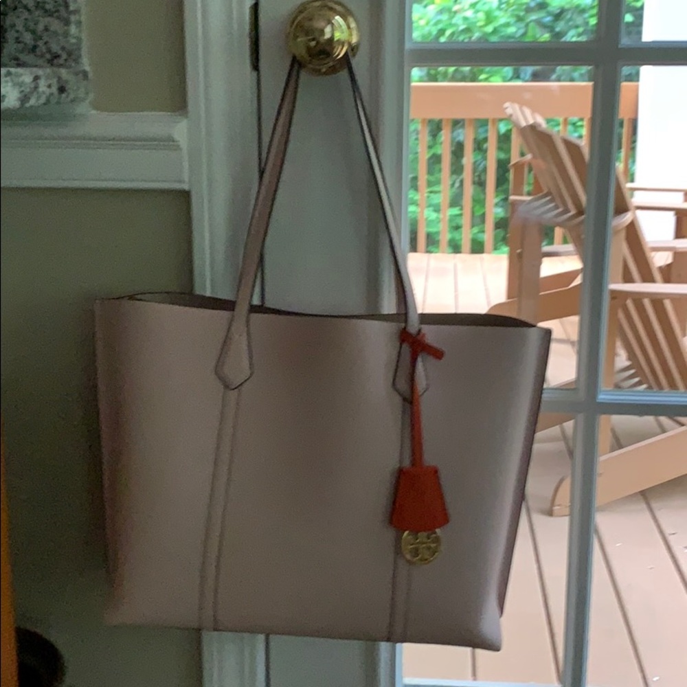 TB Perry Triple Compartment Tote - Shell P…